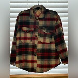 Women’s Shacket size small